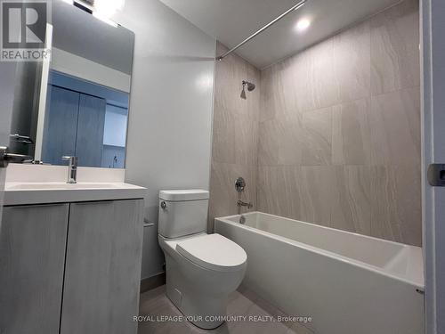 311 - 5858 Yonge Street, Toronto, ON - Indoor Photo Showing Bathroom