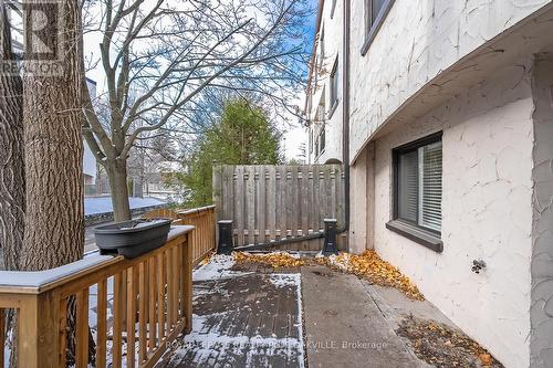 136 - 1058 Falgarwood Drive, Oakville, ON - Outdoor