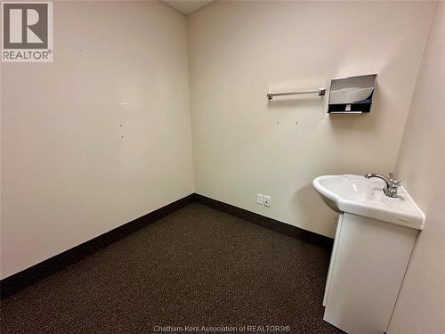 65 Thames Street, Chatham, ON 