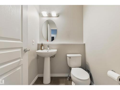 346 Secord Bv Nw, Edmonton, AB - Indoor Photo Showing Bathroom