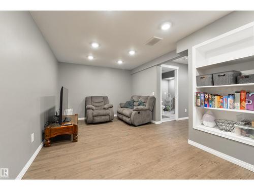 346 Secord Bv Nw, Edmonton, AB - Indoor