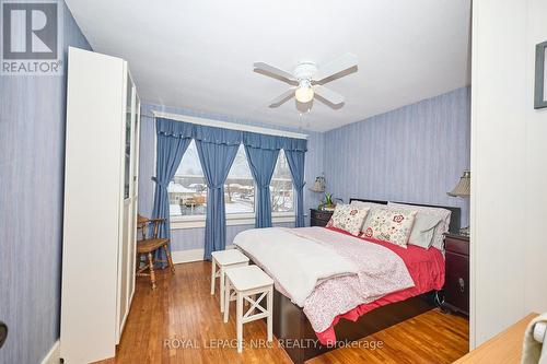 517 Crescent Road, Fort Erie (Crescent Park), ON - Indoor Photo Showing Bedroom
