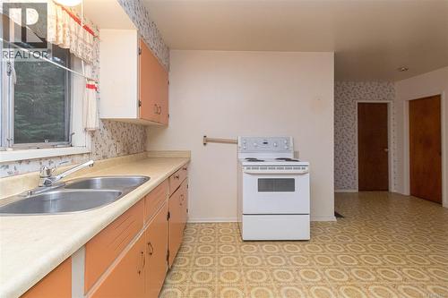 2834 Aldwynd Rd, Langford, BC - Indoor Photo Showing Kitchen With Double Sink