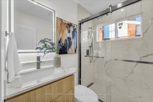 49 Ivordale Crescent, Toronto, ON - Indoor Photo Showing Other Room