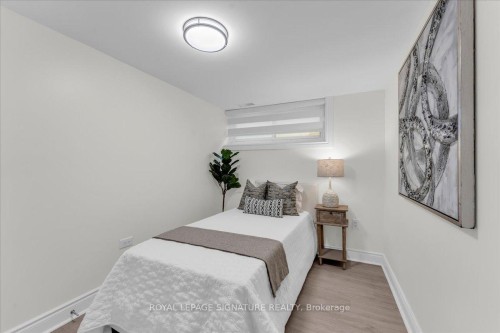 49 Ivordale Crescent, Toronto, ON - Indoor Photo Showing Bedroom