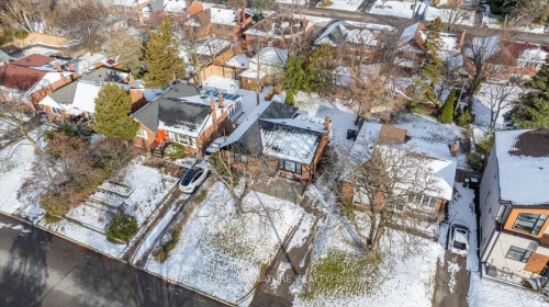 49 Ivordale Crescent, Toronto, ON - Outdoor