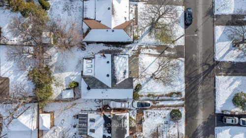 49 Ivordale Crescent, Toronto, ON - Outdoor