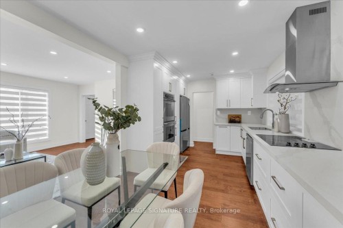 49 Ivordale Crescent, Toronto, ON - Indoor Photo Showing Kitchen With Upgraded Kitchen