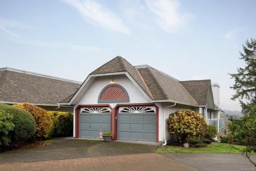 5-1356 Slater St, Saanich, BC 