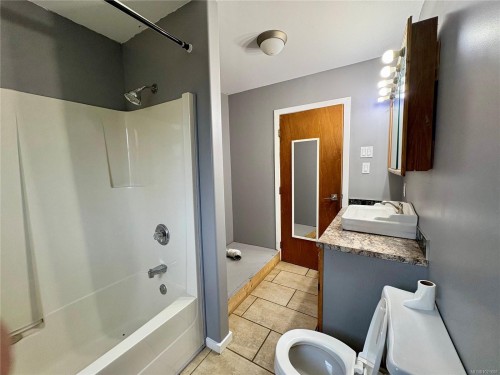 2881 8Th Ave, Port Alberni, BC 