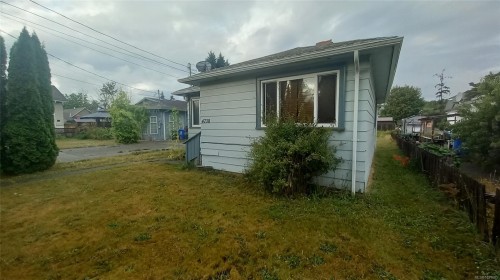 4738 Gertrude St, Port Alberni, BC 