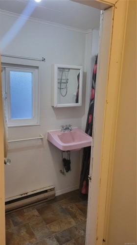 4738 Gertrude St, Port Alberni, BC 