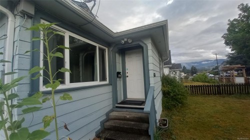 4738 Gertrude St, Port Alberni, BC 