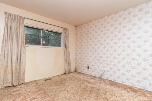 2834 Aldwynd Rd, Langford, BC 