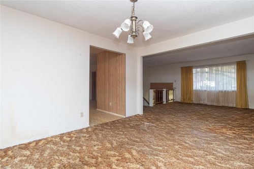 2834 Aldwynd Rd, Langford, BC 