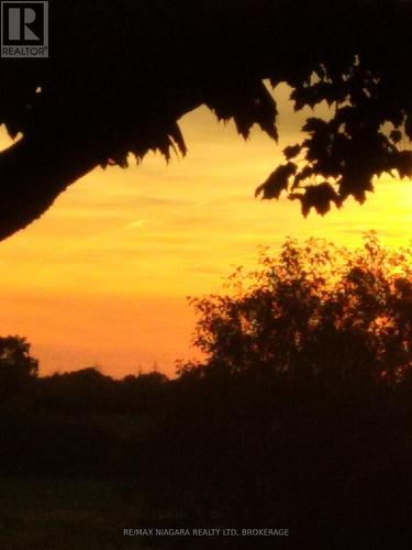 4576 Kalar Road, Niagara Falls (Ascot), ON - Outdoor With View