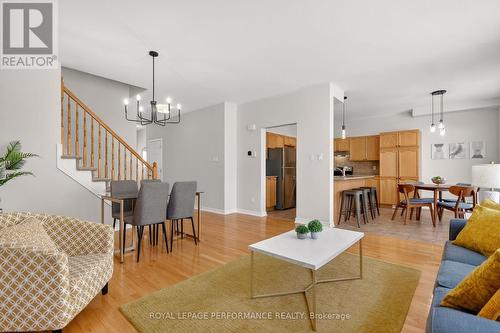 Open Concept Main Level - 1910 Schroeder Crescent, Ottawa, ON - Indoor Photo Showing Living Room