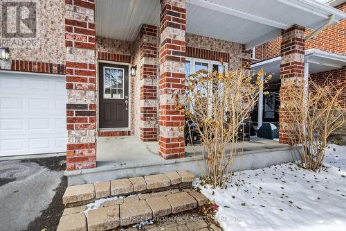 Detached 4 Bedroom 2.5 Bathroom 2 Storey Home - 1910 Schroeder Crescent, Ottawa, ON - Outdoor