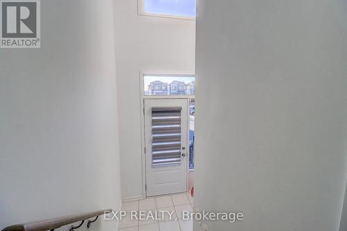 756 Heathrow Path, Oshawa, ON - 