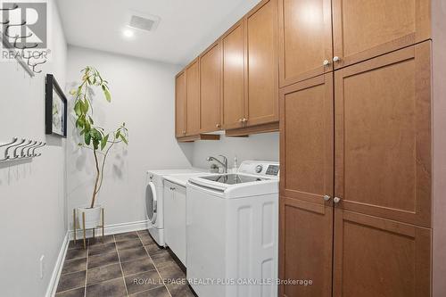 3488 Rebecca Street, Oakville, ON - Indoor Photo Showing Laundry Room