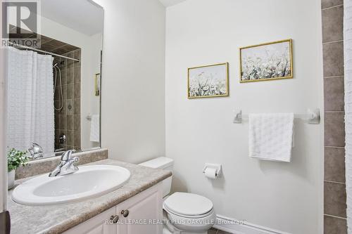 3488 Rebecca Street, Oakville, ON - Indoor Photo Showing Bathroom