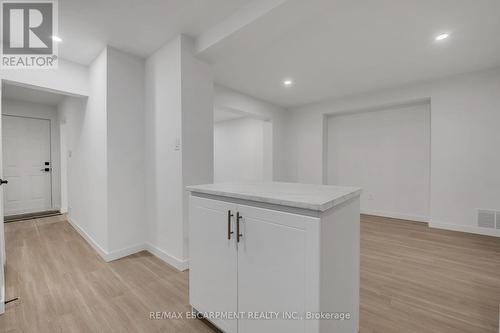 20 Crosthwaite Avenue N, Hamilton, ON - Indoor Photo Showing Other Room