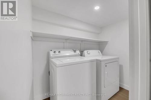20 Crosthwaite Avenue N, Hamilton, ON - Indoor Photo Showing Laundry Room