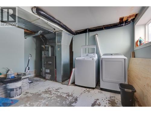 4051 Davis Road, Prince George, BC - Indoor Photo Showing Laundry Room