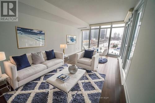 915 - 121 MCMAHON DRIVE  Toronto, ON M2K 0C1