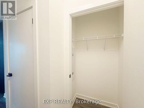 2001 - 117 Broadway Avenue, Toronto, ON - Indoor