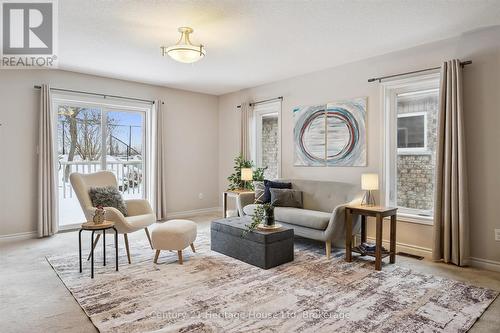 65 Norton Drive, Guelph (Grange Road), ON - Indoor Photo Showing Living Room