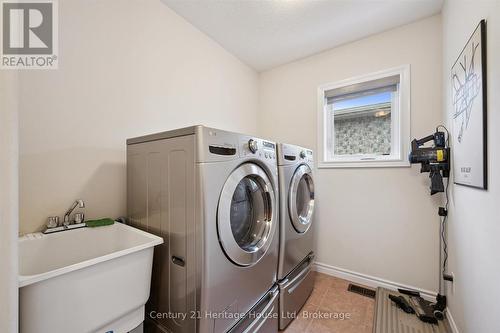 65 Norton Drive, Guelph (Grange Road), ON - Indoor Photo Showing Laundry Room