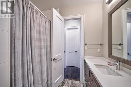 267 King High Drive, Vaughan, ON - Indoor Photo Showing Bathroom