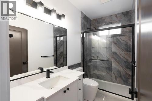 181 Holloway Drive, Kamloops, BC - Indoor Photo Showing Bathroom