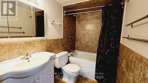 1615 - 50 Kingsbridge Garden Circle, Mississauga, ON - Indoor Photo Showing Bathroom