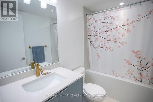 307 - 6 Chartwell Road, Toronto, ON - Indoor Photo Showing Bathroom