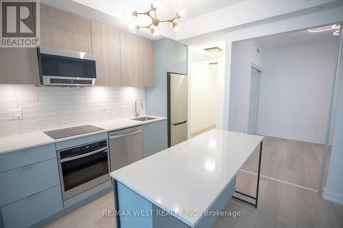 307 - 6 Chartwell Road, Toronto, ON - Indoor Photo Showing Kitchen With Upgraded Kitchen
