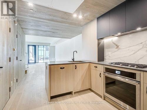 102 - 45 Dovercourt Road, Toronto, ON - Indoor Photo Showing Kitchen