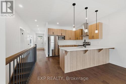4 Elgin Street W, Norwich, ON - Indoor Photo Showing Kitchen With Stainless Steel Kitchen With Upgraded Kitchen