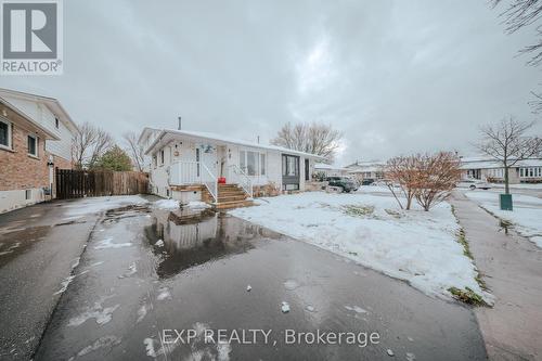 1187 Skylark Avenue, Oshawa, ON - Outdoor