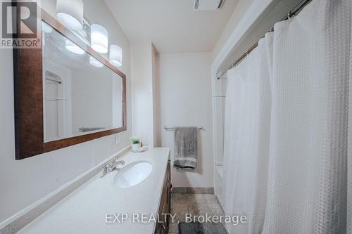 1187 Skylark Avenue, Oshawa, ON - Indoor Photo Showing Bathroom