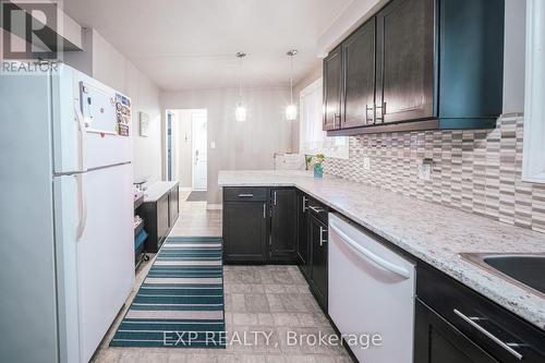 1187 Skylark Avenue, Oshawa, ON - Indoor Photo Showing Kitchen