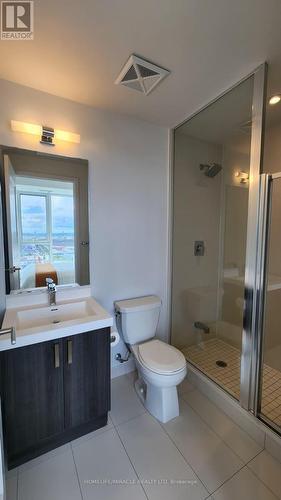 2004 - 7895 Jane Street, Vaughan, ON - Indoor Photo Showing Bathroom