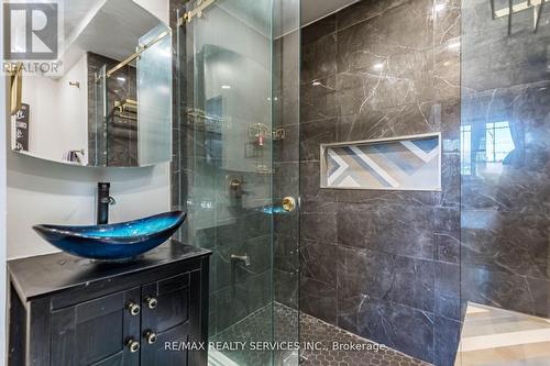 107 Weber Street S, Waterloo, ON - Indoor Photo Showing Bathroom