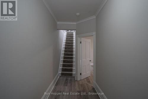 Entrane to second floor unit - 353 11Th Street E, Owen Sound, ON - Indoor Photo Showing Other Room