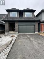 26 STANHOPE COURT  Ottawa, ON K2J 6S2