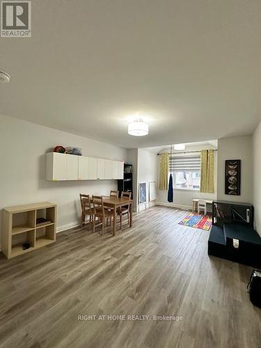 26 Stanhope Court, Ottawa, ON - Indoor