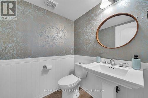 41 Ross Patrick Crescent, Newmarket, ON - Indoor Photo Showing Bathroom
