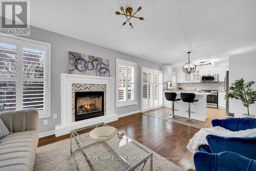 41 Ross Patrick Crescent, Newmarket, ON - Indoor Photo Showing Living Room With Fireplace