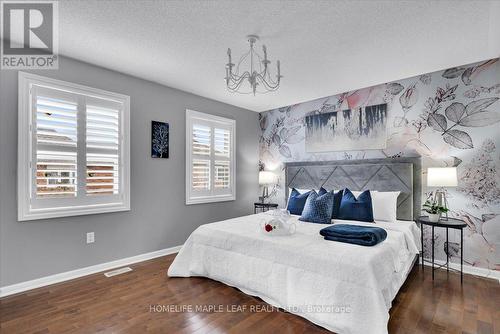 41 Ross Patrick Crescent, Newmarket, ON - Indoor Photo Showing Bedroom